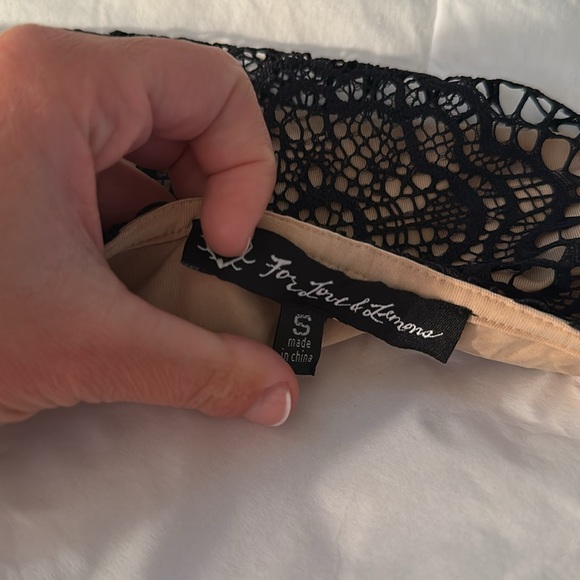 For love and lemons crop top - Picture 2 of 2